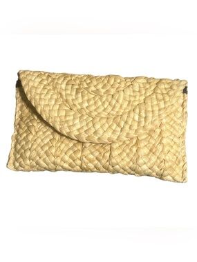 Straw Clutch Snap
